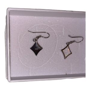 NWT Winnicaca Earrings